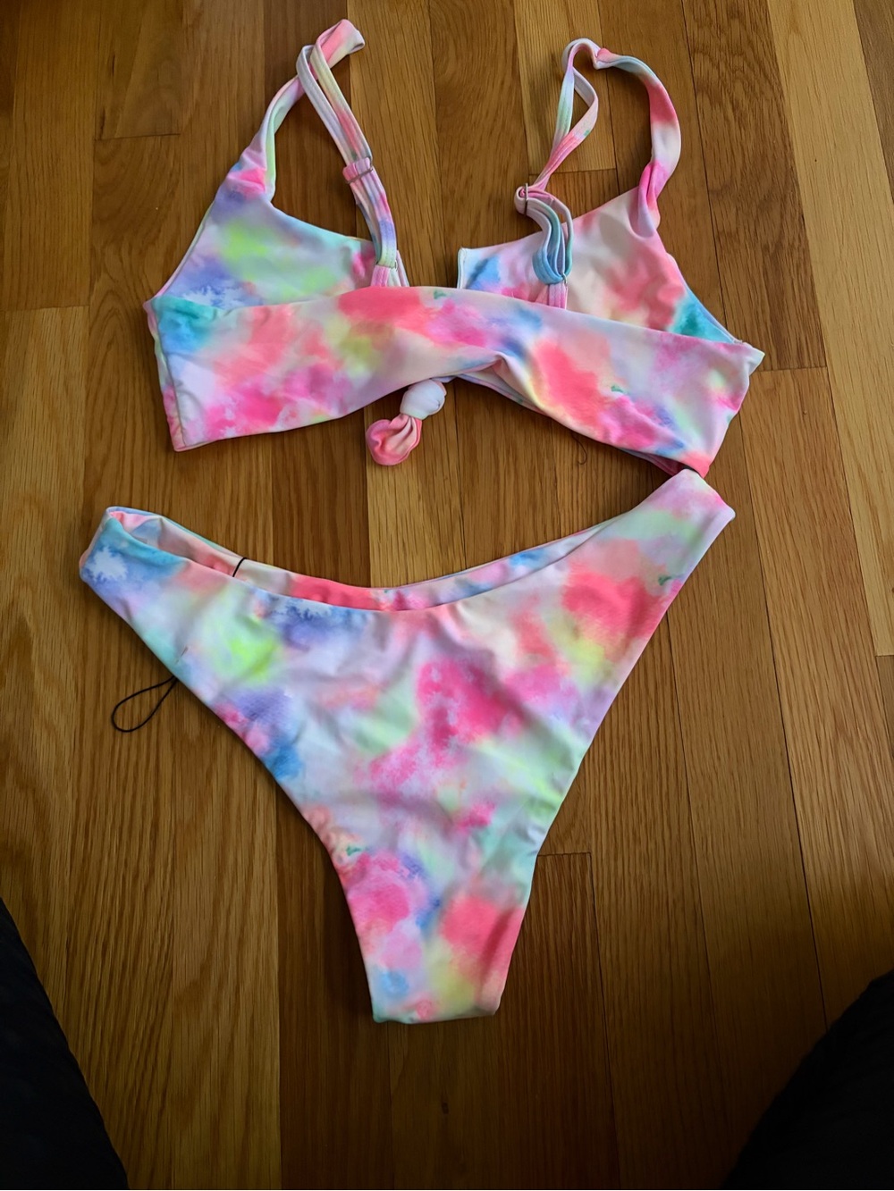 Bikini Set - Picture 3 of 4